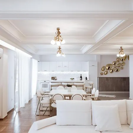 Luxury 3br In The Heart Of The Apartment *