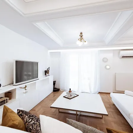 Luxury 3br In The Heart Of The