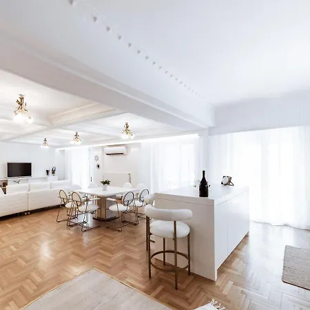 Apartment Luxury 3br In The Heart Of The Athens