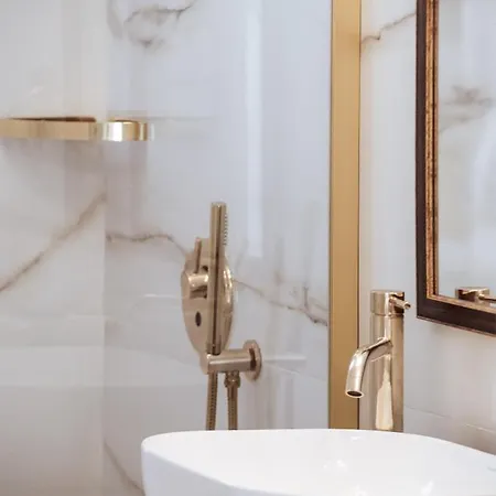 Luxury 3br In The Heart Of The Athens